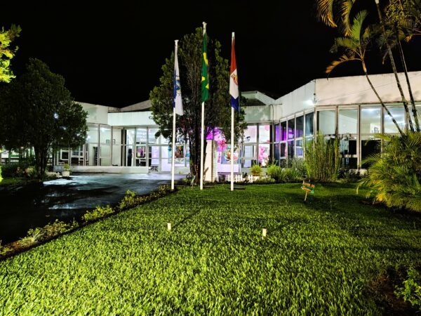 Leia mais sobre o artigo Casa de Cultura dá palco aos shows de Marvio Ciribelli e Van Furlanetti  em Teresópolis