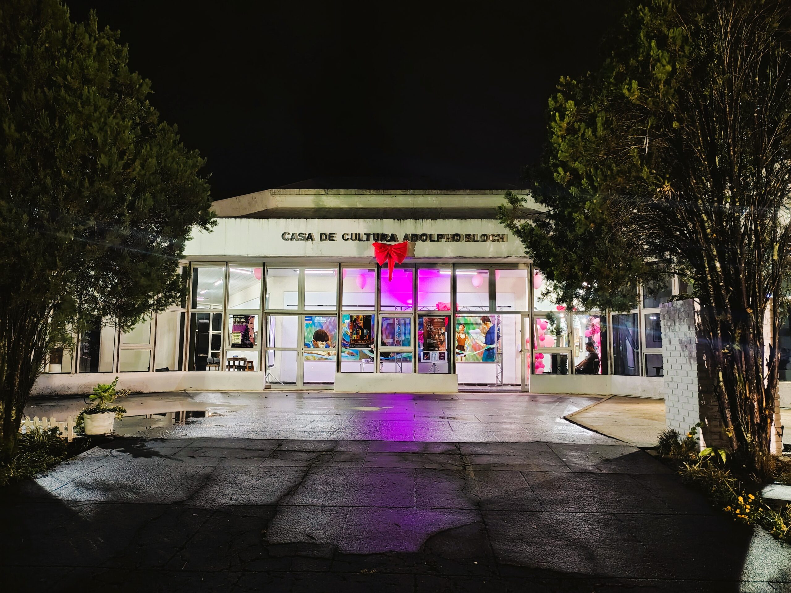 No momento, você está visualizando 1ª Copa ECOAR de Jiu-Jítsu, espetáculos de Marvio Ciribelli e de Van Furlanetti em Teresópolis