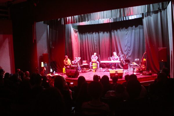 Leia mais sobre o artigo Apresentação dos professores encanta público e abre  ano letivo na Escola de Música de Teresópolis