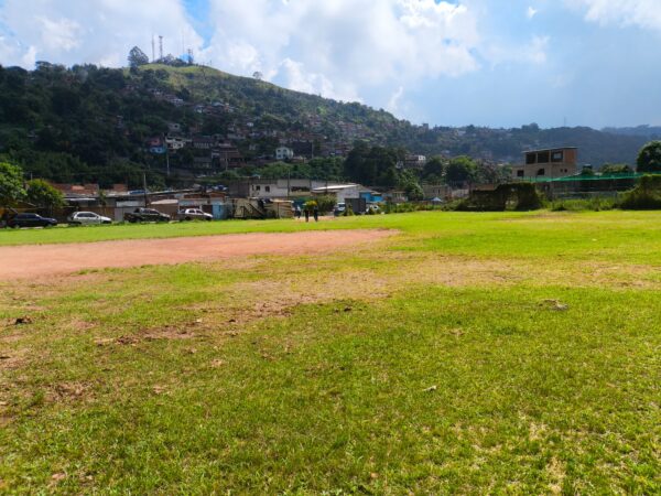 Leia mais sobre o artigo Bairro Quinta Lebrão será contemplado com novo complexo esportivo