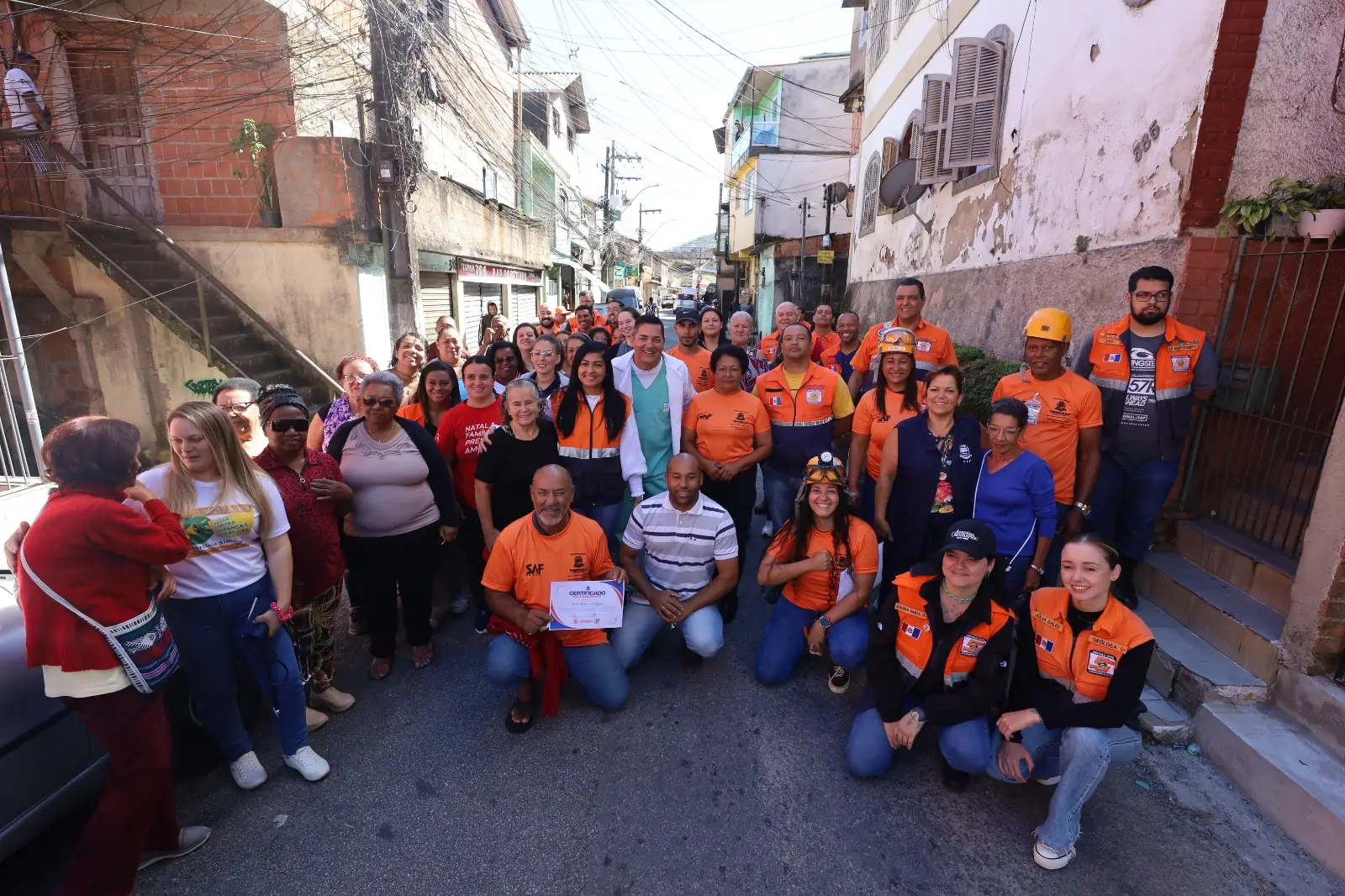 No momento, você está visualizando Defesa Civil de Teresópolis realiza simulado de resgate de vidas e evacuação na Beira Linha