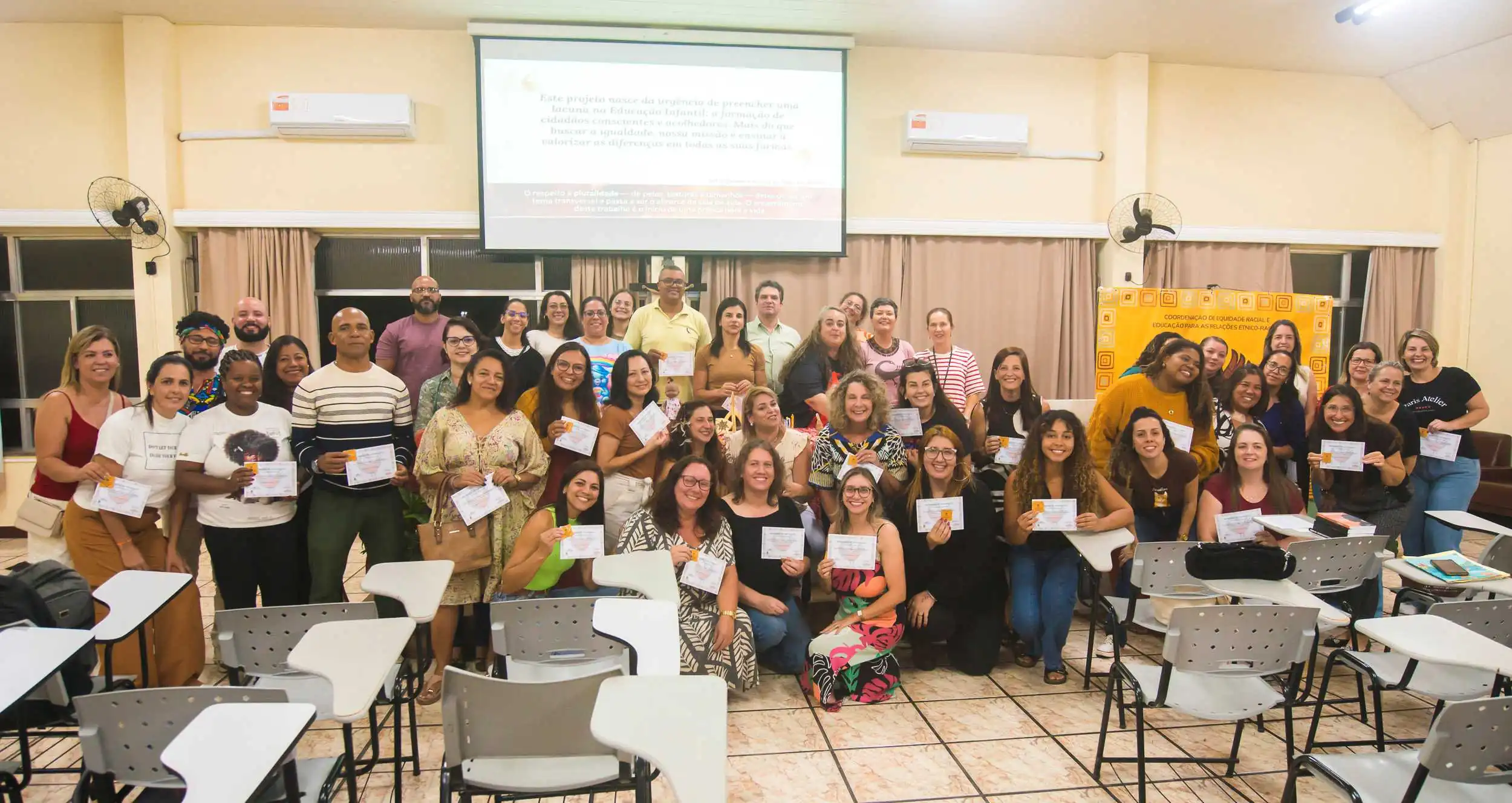 No momento, você está visualizando 1º Seminário Sankofa forma 60 educadores da Rede Municipal em práticas antirracistas