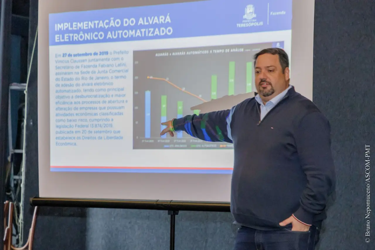 Read more about the article Bom Jardim e Bom Jesus do Itabapoana conferem as boas práticas de gestão tributária e fiscal de Teresópolis