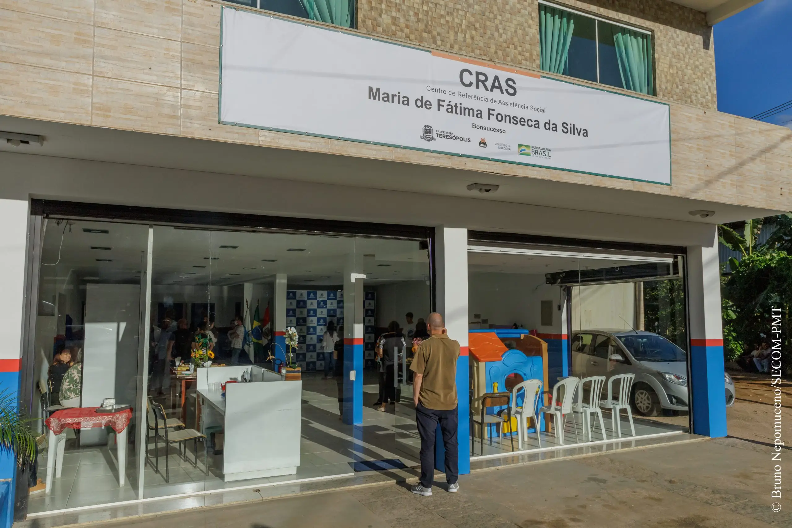 Read more about the article Portas abertas para a cidadania: A atuação dos CRAS dentro da Assistência Social