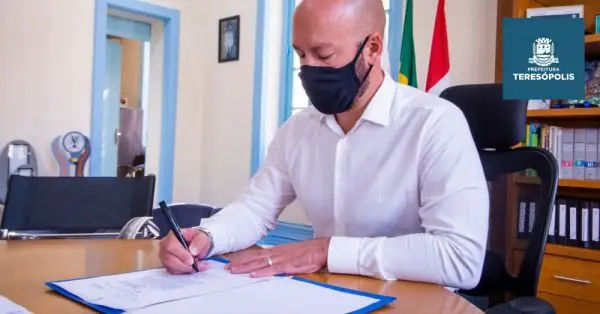 Leia mais sobre o artigo TERESÓPOLIS ADERE AO CONSÓRCIO DE MUNICÍPIOS PARA COMPRA DE VACINAS CONTRA A COVID-19