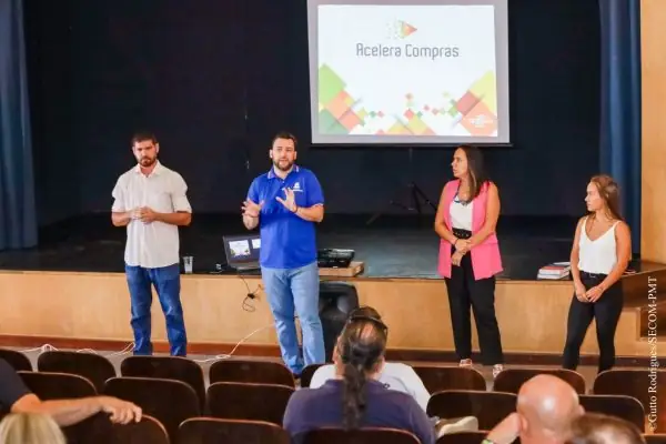 Leia mais sobre o artigo “Pra Cima Terê”: Teresópolis prepara empreendedores e contadores para participar das compras públicas da Prefeitura