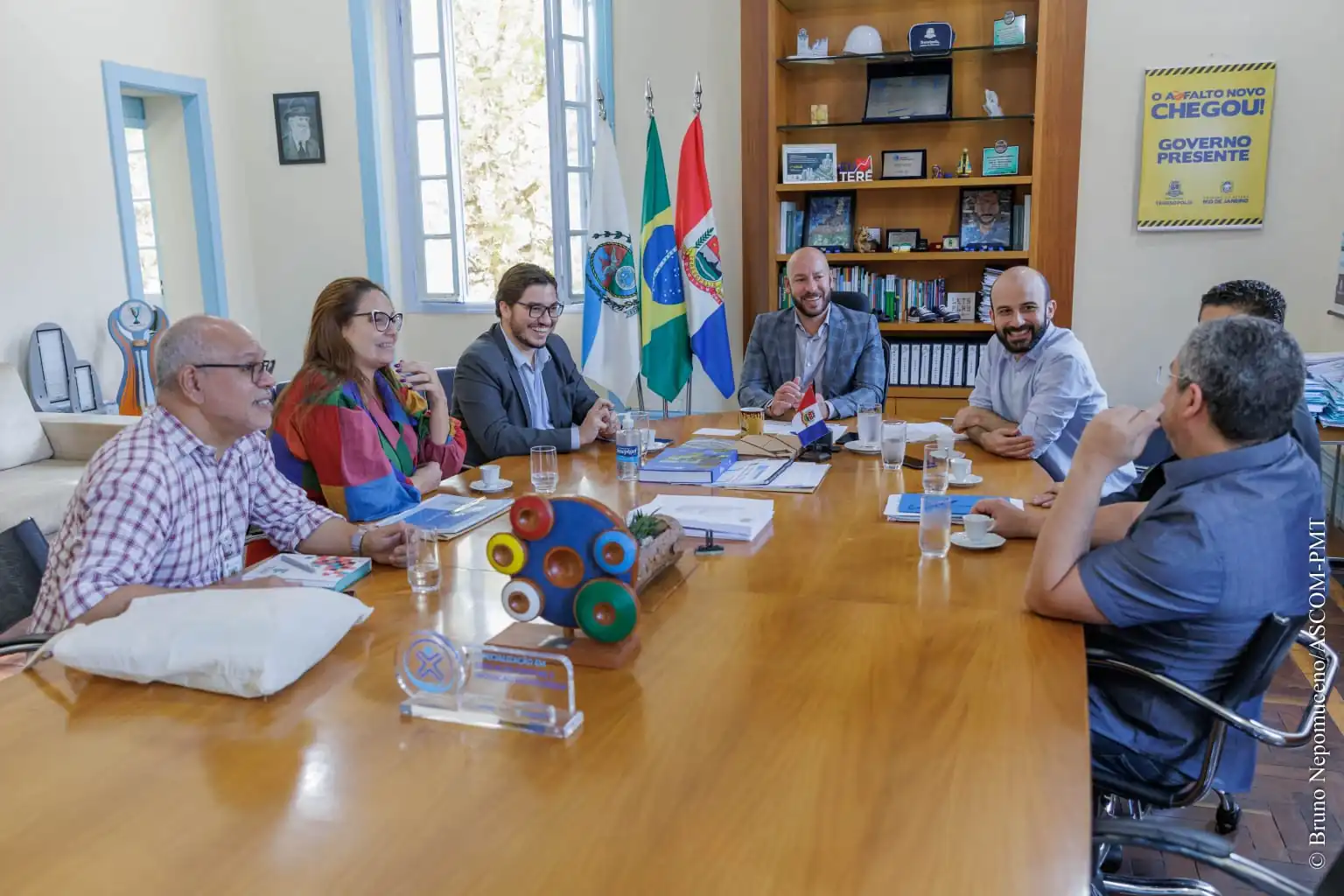 Leia mais sobre o artigo Prefeitura de Teresópolis assina acordo com o Instituto Federal do Rio de Janeiro para ofertar cursos 100% gratuitos à população