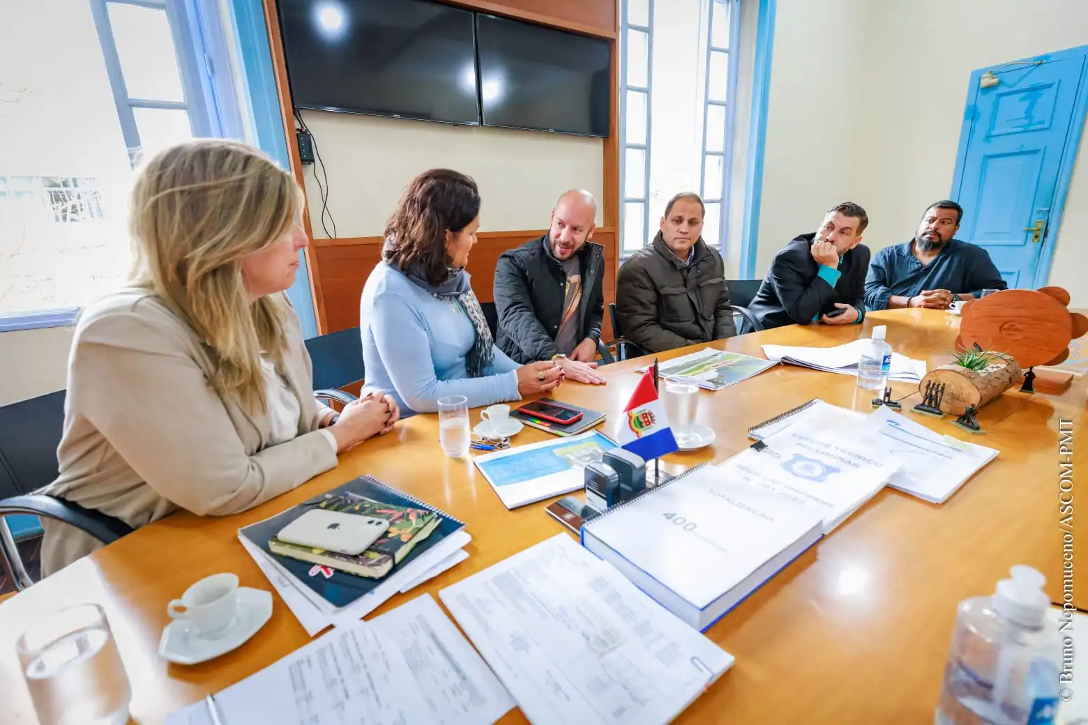 No momento, você está visualizando Projeto conceitual de reforma e ampliação da Escola Ginda Bloch é apresentado ao Prefeito Vinicius Claussen
