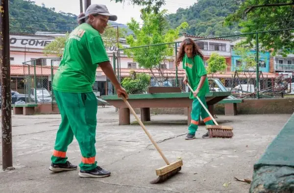 Leia mais sobre o artigo GARI COMUNITÁRIO: GENTE DA GENTE