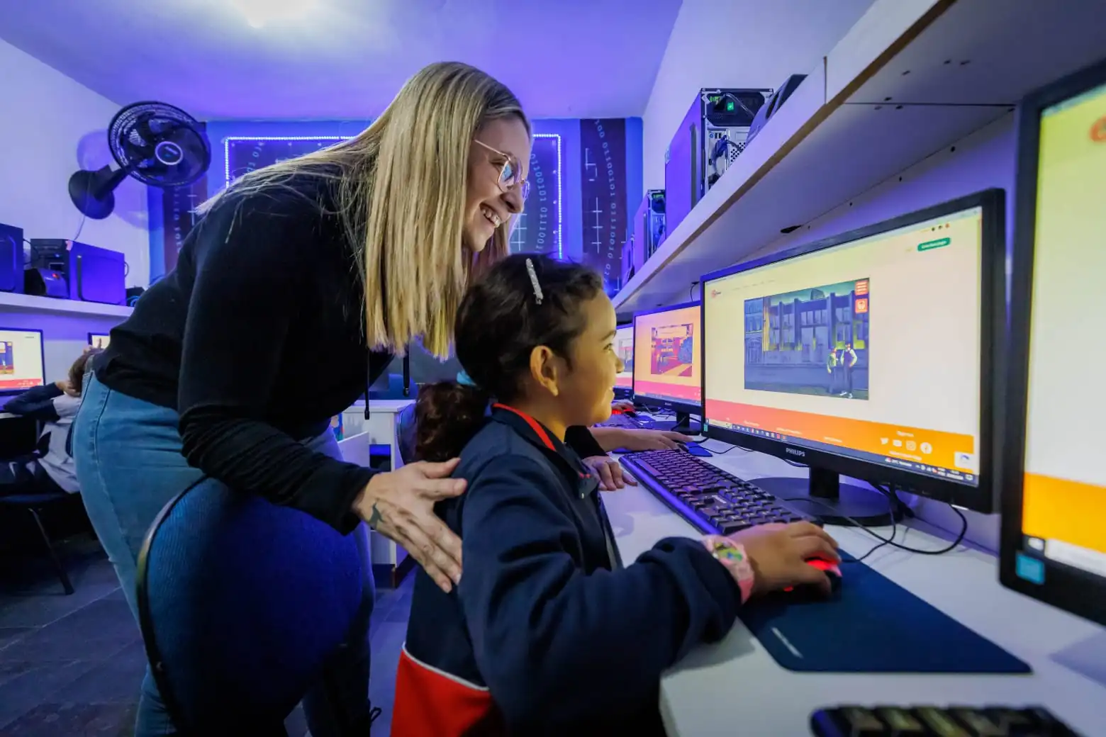 No momento, você está visualizando SandBox InovaTerê: Alunos de escolas municipais de Teresópolis aprendem a criar games educativos