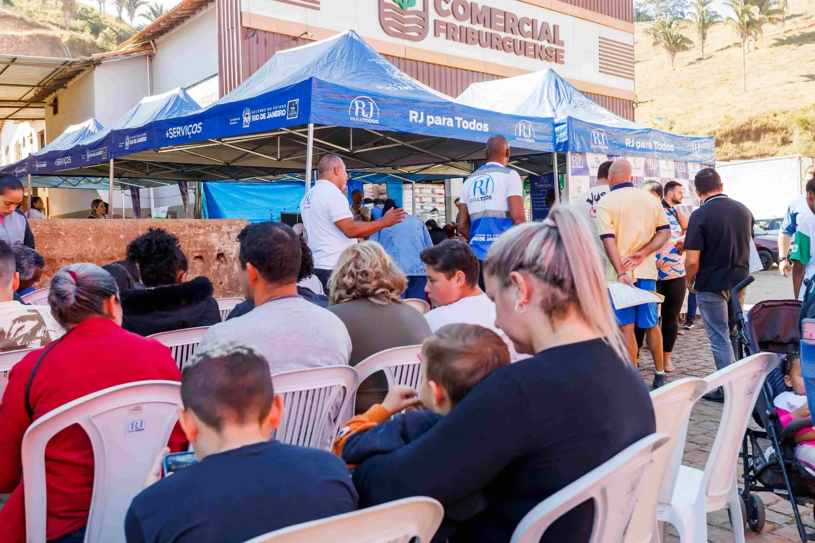 No momento, você está visualizando ‘RJ para Todos’: mutirão de cidadania registra 350 atendimentos em Água Quente, em Teresópolis
