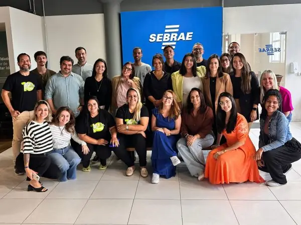 Leia mais sobre o artigo Pra Cima Terê: Servidores da Prefeitura de Teresópolis fazem treinamento pelo Sebrae