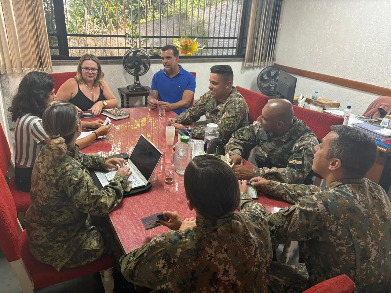 Leia mais sobre o artigo Programa de Educação Ambiental: Meio Ambiente e educação realizam reunião para alinhamento de ações