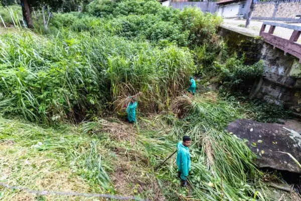 Leia mais sobre o artigo Limpa Rio Manual é iniciado no bairro da Cascata dos Amores