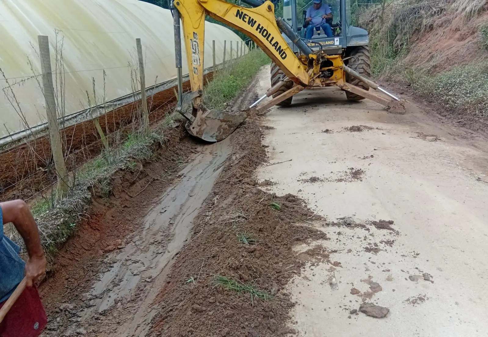 No momento, você está visualizando O trabalho segue em ritmo intenso: Secretaria de Agricultura intensifica ações na zona rural