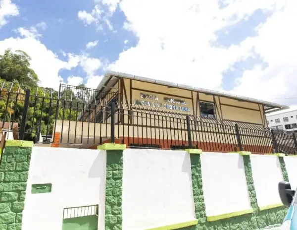Leia mais sobre o artigo Partiu IF: Matrículas dos alunos contemplados para o programa devem ser feitas nesta sexta, 11, e sábado, 12, na Escola Municipal Lino Oroña