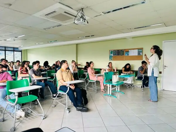 Leia mais sobre o artigo Secretaria Municipal de Saúde promove capacitação especializada em saúde mental para médicos das Unidades Básicas