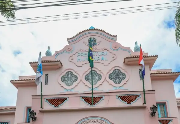 Leia mais sobre o artigo Prefeitura de Teresópolis realiza, em agosto, leilão online de sucatas de 82 carcaças de veículos