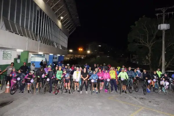 Leia mais sobre o artigo Dia Nacional do Ciclista: Teresópolis celebra a data com pedalada noturna e mensagem de conscientização
