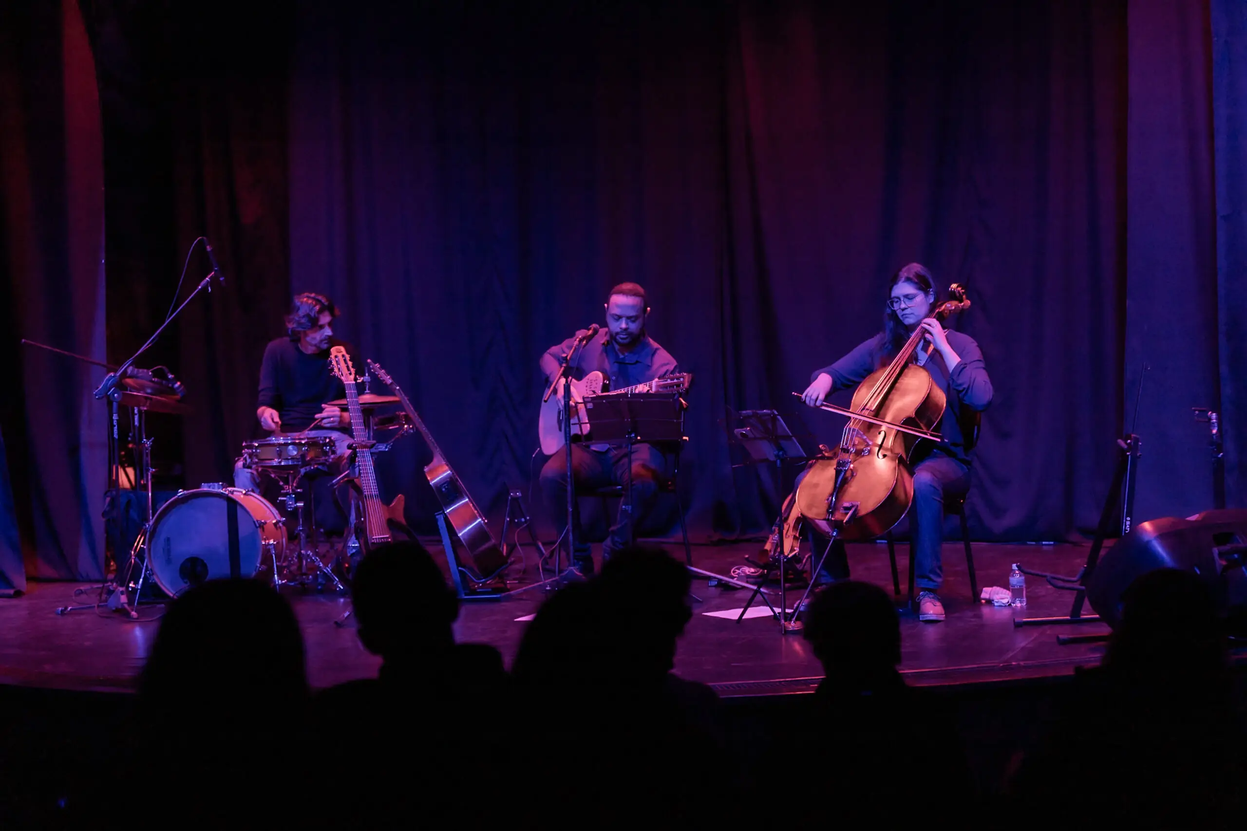 Leia mais sobre o artigo Show Receita Brasileira embala o público com o melhor da MPB na Casa de Cultura de Teresópolis