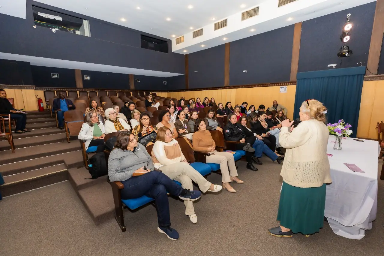Leia mais sobre o artigo 1º Encontro de Lideranças e Movimento Feminino: escuta, troca de experiências e fortalecimento da atuação das mulheres na sociedade