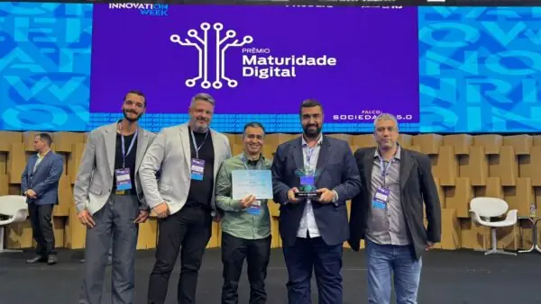 Leia mais sobre o artigo Teresópolis brilha na Rio Innovation Week e conquista prêmio de Transformação Digital