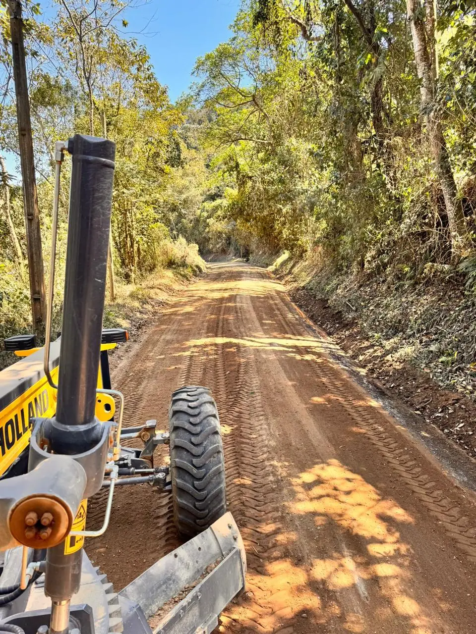 Leia mais sobre o artigo Bairros do interior seguem fortalecidos com ações de manutenção e zeladoria