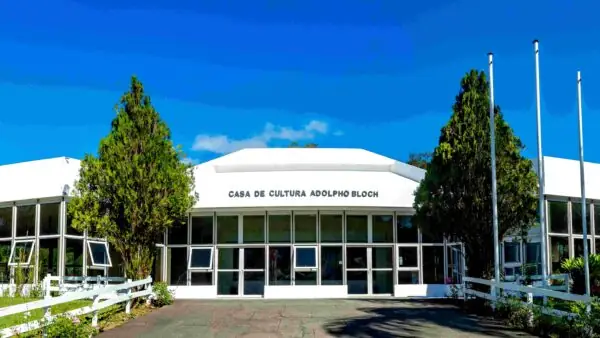 Leia mais sobre o artigo ‘As Emilianas do Lobato’: Espetáculo movimenta o teatro da Casa de Cultura de Teresópolis
