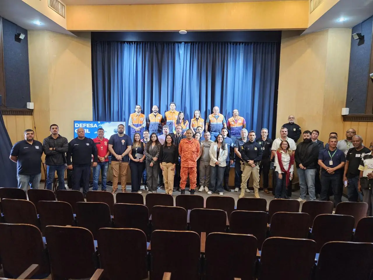 Leia mais sobre o artigo Defesa Civil apresenta o Plano Verão 2026 e reforça integração entre órgãos de resposta