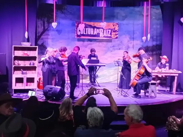 Leia mais sobre o artigo Artistas populares e convidados celebram o Natal no Cultura de Raiz, em Teresópolis