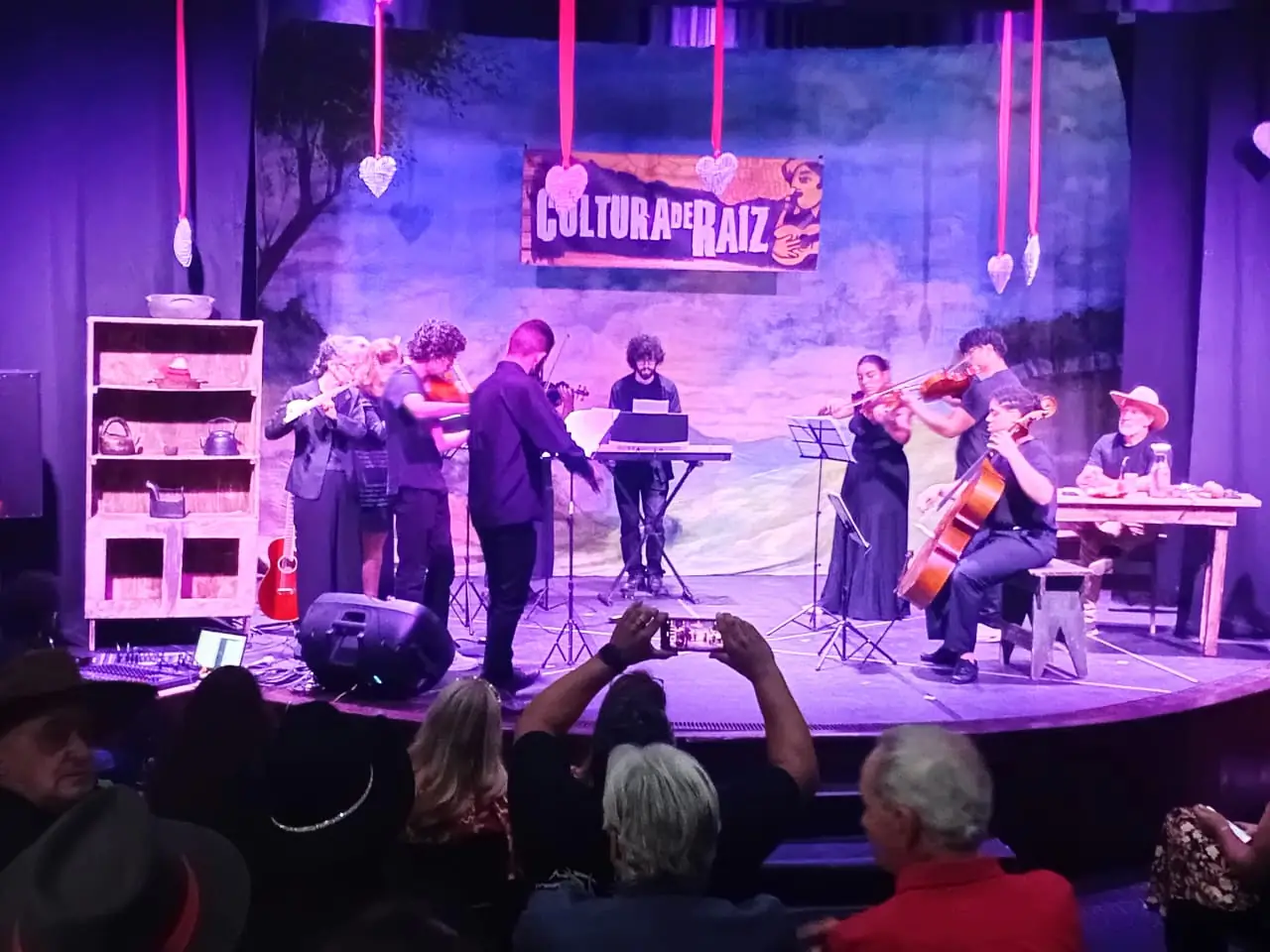 Leia mais sobre o artigo Artistas populares e convidados celebram o Natal no Cultura de Raiz, em Teresópolis