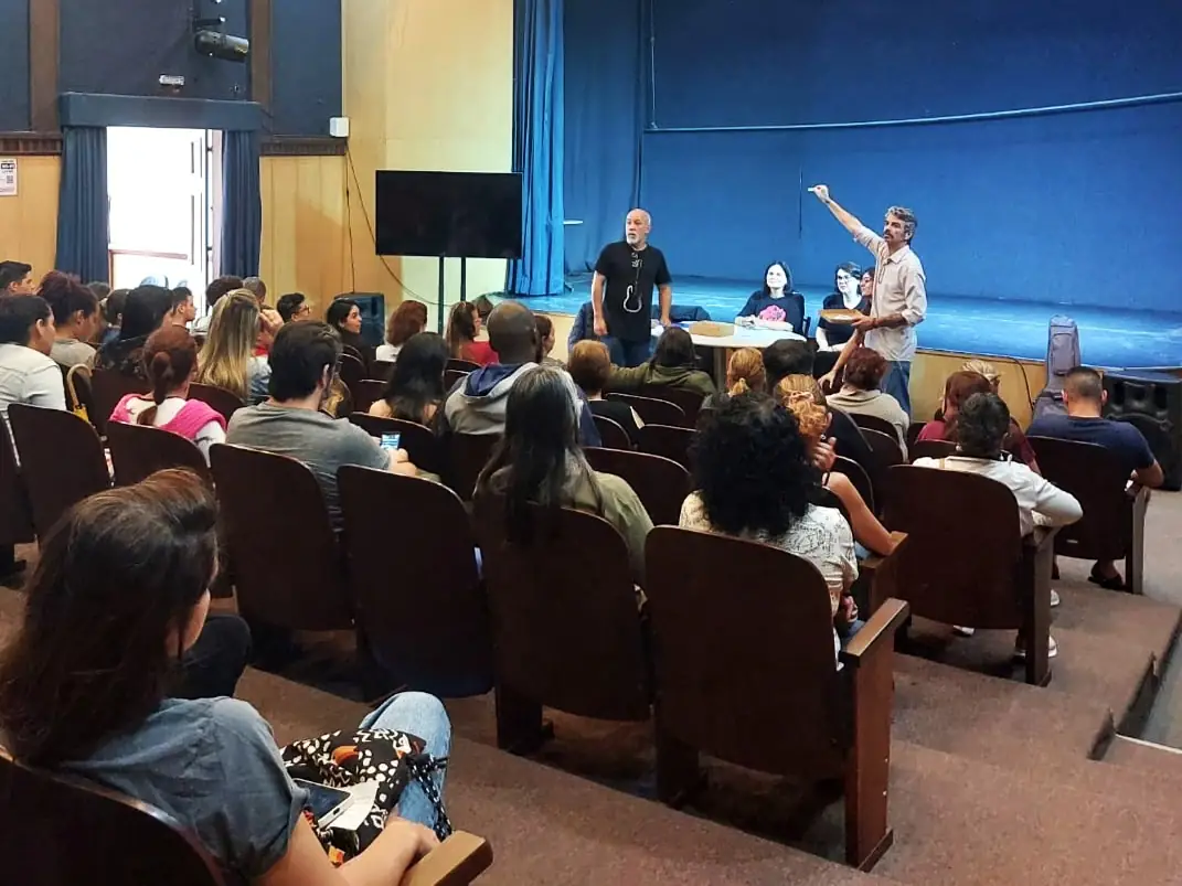 Leia mais sobre o artigo Sorteios definem os novos alunos do Polo Teresópolis da Escola de Música Villa-Lobos para o ano letivo de 2026