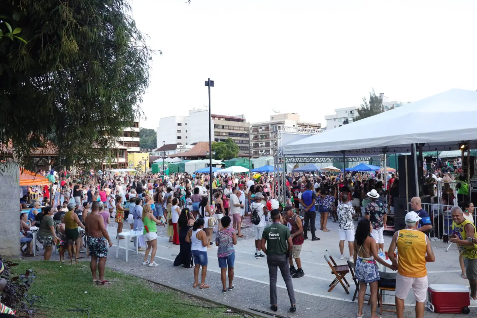 No momento, você está visualizando Carnaval da Gente: Teresópolis reúne milhares de foliões em 5 dias do Carnaval mais família do estado